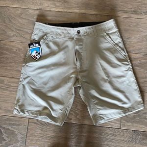 Men’s Kuhl shorts